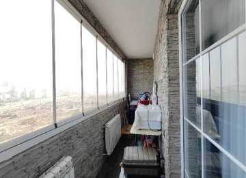 ƏŞYALI...Xətai rayonu Venesiya sarayinin yani, Neapol