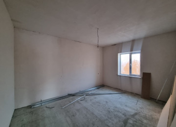 Zabrat Mehemmedli yoli şeher yoluna 100 metr mesafede yaxin