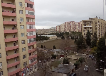 Xalqlara,Baku Medikal Plaza yaxinliginda,9/7,100kv.m,orta