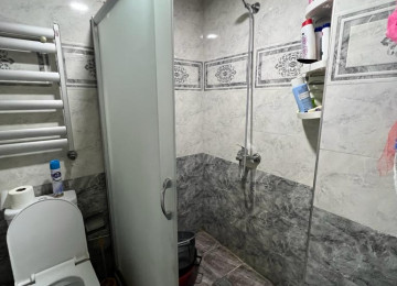 -Təcili satılır. Daxili Kreditlə satılır.Tək şəxsiyyət