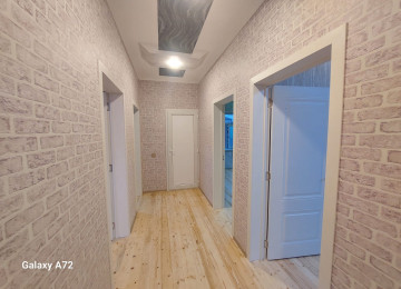 Xezer Rayonu Bine Qesebesi Ulvu Ticaret Merkezne 218