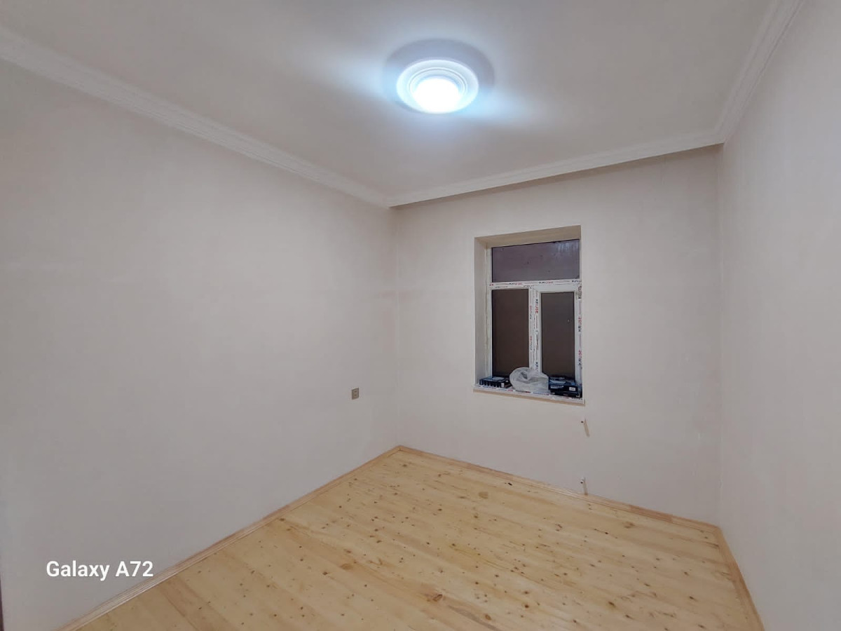 Xezer Rayonu Bine qesebesinde Heyet evi satilir Xezer Rayonu Bine Qesebesi Ulvu Ticaret Metkezne 218