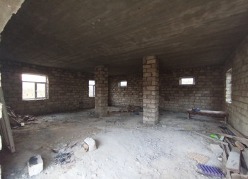 Xezer Rayonu Bine Qesebesi Ulvu Ticaret Merkeznin 218