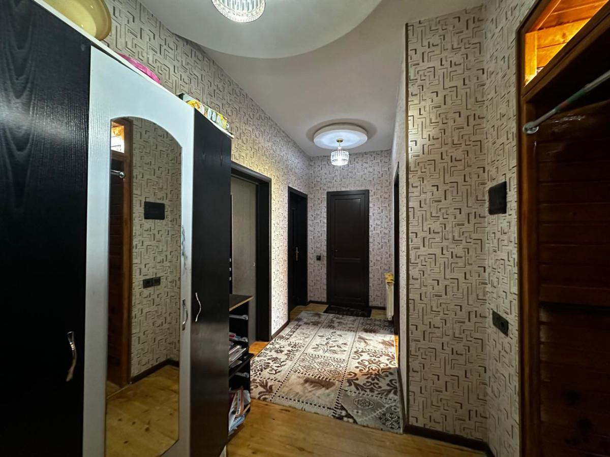 HEYET EVI EV ŞEXSİ ÖZUNE TİKİLMİŞDİR! Mastaga yolu Araz markete yaxin