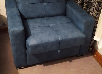 Kreslo Çarpayı Yuksek keyfiyyetde.Alt hissəsi bazalıdır.