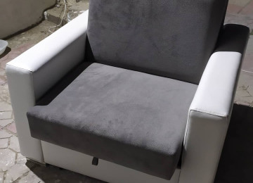 Kreslo Çarpayı Yuksek keyfiyyetde.Alt hissəsi bazalıdır.