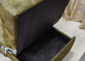 Kreslo Çarpayı Yuksek keyfiyyetde.Alt hissəsi bazalıdır.