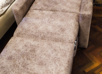 Kreslo Çarpayı Yuksek keyfiyyetde.Alt hissəsi bazalıdır.