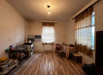 Ramani Sovxozda 296 sayli mektebe yaxin 4 sotda 150kvm.5