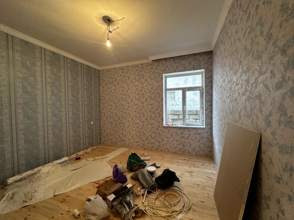 HETET EVI Zabrat - Mastaga yolu esas yoldan 300 metr arali Araz