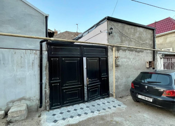 Zabrat qes.192 sayli mektebe yaxin ,mərkəzdə 1,2 sotda 90