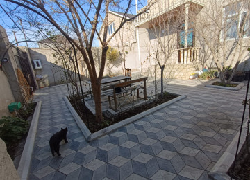 YAŞAYİŞLİ EV İSTEYENLER UCUN: EV ÖZU. ÜCUN TİLİIMİŞDİR. Ev