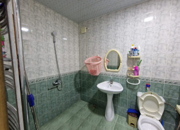 Zabrat qesebesinin merkezinde, mektebe,baxcaya yaxin , 4