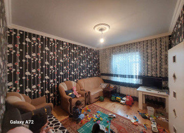 Bine Qesebesi Ulvu Ticaretin Ve Sadmiq Saraynin Qardaslar