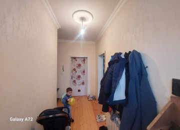 Bine Qesebesi Ulvu Ticaretin Ve Sadmiq Saraynin Qardaslar