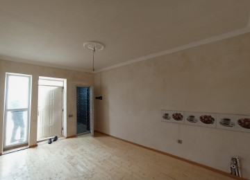 Binə qəsəbəsi ülvi şadlıq sarayının yaxınlığında 84 saylı