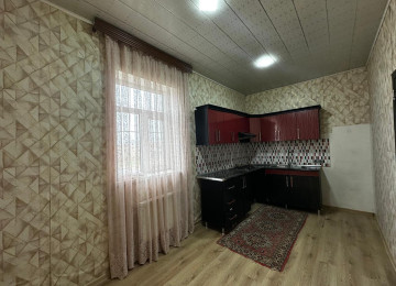 Kurdexani yolu,AG EVIN YANI əsas yoldan 400 metr iceride 4