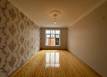 Zabrat Məhəmmədli yolu əsas yola yaxın 2 sot 125 kvm.4