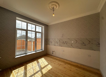 Zabrat Məhəmmədli yolu əsas yola yaxın 2 sot 125 kvm.4