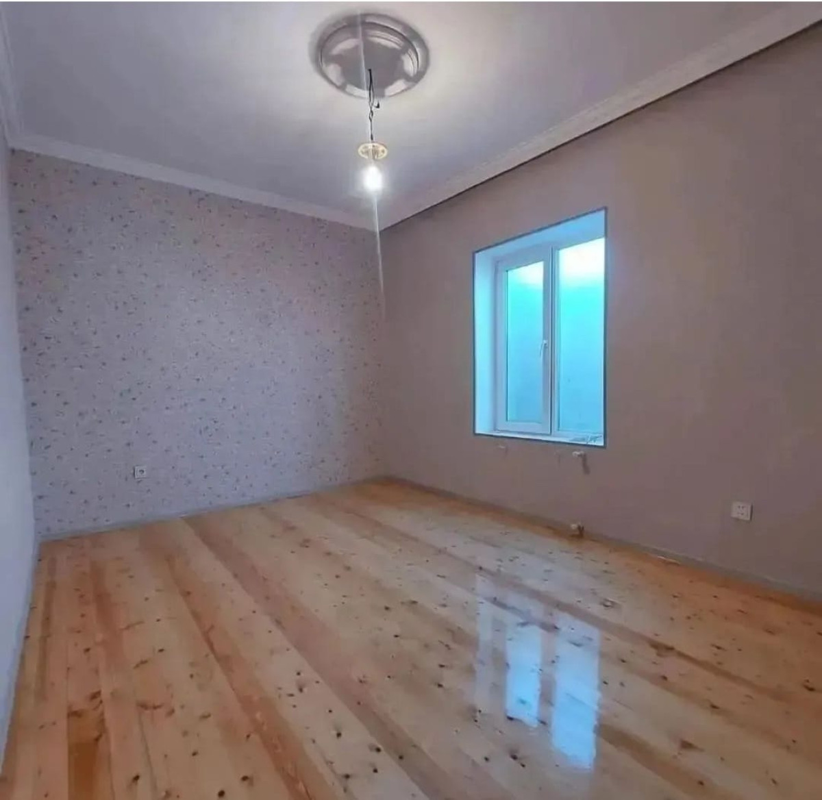 Hovsan heyetevi Qiymət 47000 azn Əlaqə 07 Hövsanda buta marketə 5 dəqiqə