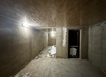 ÖZUNE TİKİLMİŞ KEYFİYYETLİ EV SATİLİR. MAKLER EVİ DEYİL!