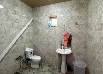 ÖZUNE TİKİLMİŞ KEYFİYYETLİ EV SATİLİR. MAKLER EVİ DEYİL!