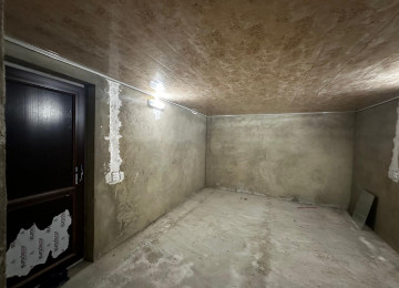 ÖZUNE TİKİLMİŞ KEYFİYYETLİ EV SATİLİR. MAKLER EVİ DEYİL!