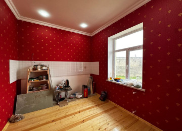 ÖZUNE TİKİLMİŞ KEYFİYYETLİ EV SATİLİR. MAKLER EVİ DEYİL!