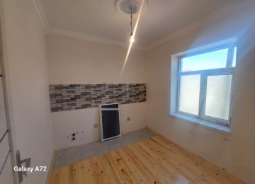 Bine Qesebesi Ulvu Ticaret Merkeznin Mexmeri Cay Evnin