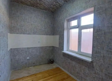 Qiymət 47000 azn Əlaqə 07 Hövsanda buta marketə 5 dəqiqə