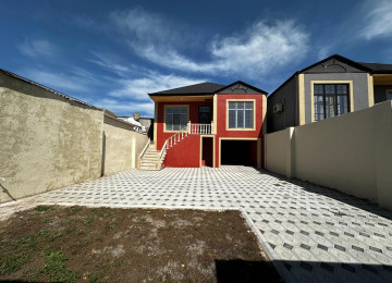 Mastaga qes.Natarial kontorunun arxasinda 3 sotda 120kvm.4