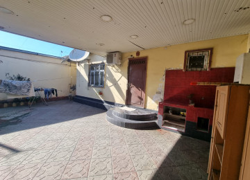 Zabrat qes.Əsas yola yaxin 1,8 sotda 72 kvm sahesi olan 3