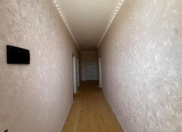 Mastaga qes.Natarial kontorunun arxasinda 3 sotda 120kvm.4