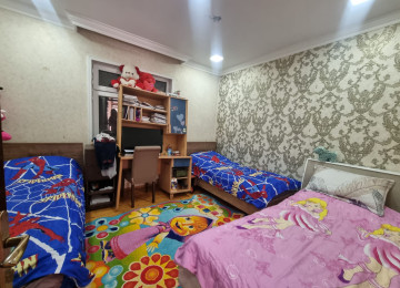 Zabrat qes.Əsas yola yaxin 1,8 sotda 72 kvm sahesi olan 3