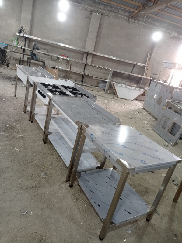 Restaran üçün mətbəx avdanliqları istənilən ölçüdə restaran tipli mətbəx avdanliqlarının