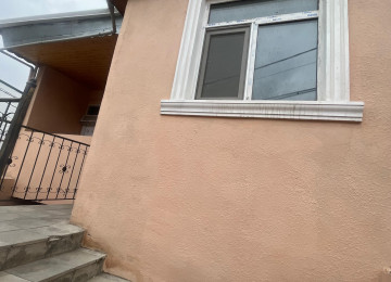 Xırdalan şəhərinin mərkəzi ərazisində,çox əlverişli