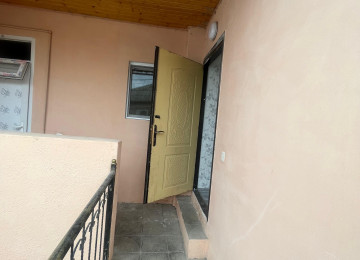 Xırdalan şəhərinin mərkəzi ərazisində,çox əlverişli