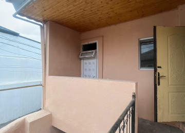 Xırdalan şəhərinin mərkəzi ərazisində,çox əlverişli