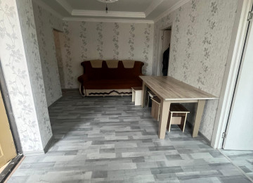 Xırdalan şəhərinin mərkəzi ərazisində,çox əlverişli