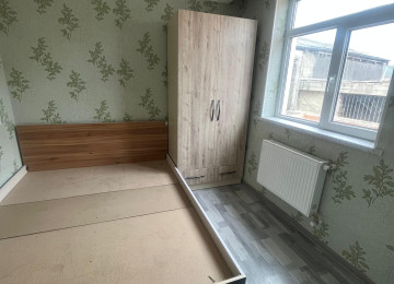 Xırdalan şəhərinin mərkəzi ərazisində,çox əlverişli