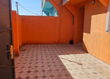 Masazırda,2ci Araz marketin arxasında,2 Nömrəli məktəbə