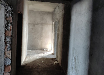 2 mənzil satílír Abşeron Gənclər şəhərciyində 6 mərtəbəli