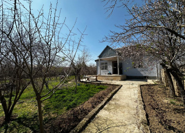 EV İPOTEKAYA YARARLİDİR!Ramani gulculukde Yoldan 400metr