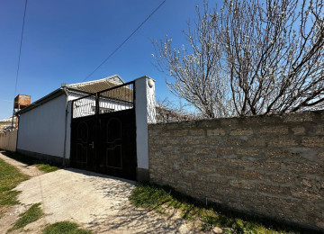 EV İPOTEKAYA YARARLİDİR!Ramani gulculukde Yoldan 400metr