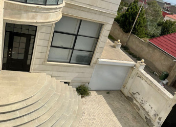 Mehdiabad qəsəbəsində 7 sot torpaqda 3 mərtəbəli hər