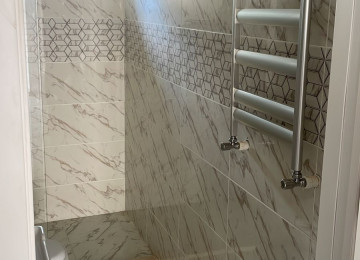 2 Ev satílír torpaq Çixarişi ile Maştaĝa-Vişnyovka yolunda