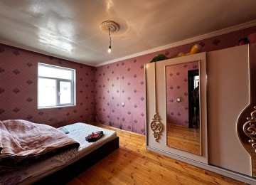 Mehemmedli qed.esas yoldan 300 metr arali 2 sotda 100 kvm.3