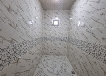 Savalan qes.Marsruta cox yaxin 2,5 sotda 120 kvm.4