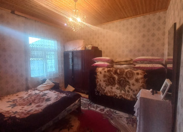 Bine safxoz samsung magazasin yaninda 4 sotda 8 das kursulu