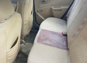 Maşın əla vəziyyətdədir. Təcili pul lazım olduğu üçün